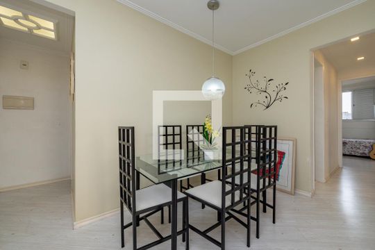 Sala de apartamento à venda com 3 quartos, 65m² em Vila Paulista, São Paulo
