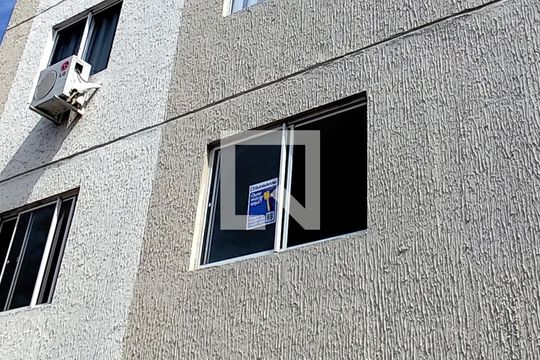 Placa na Janela de apartamento à venda com 2 quartos, 40m² em Santa Rosa de Lima, Porto Alegre