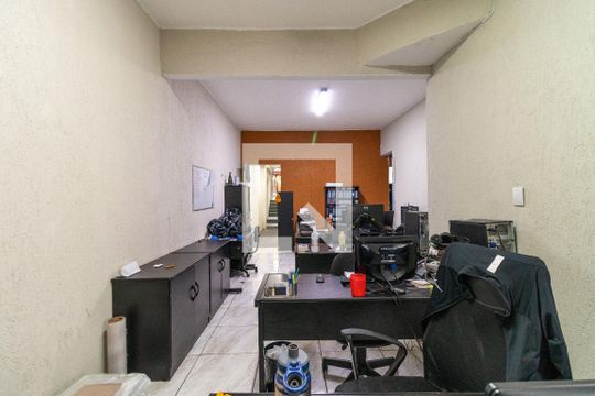 Sala 1 de casa à venda com 2 quartos, 200m² em Vila Romana, São Paulo