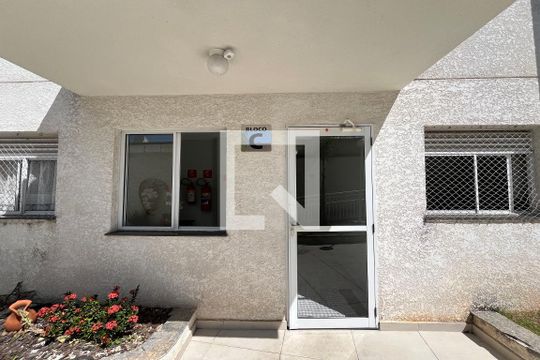 Fachada do bloco de apartamento à venda com 2 quartos, 50m² em Vila Antonieta, São Paulo