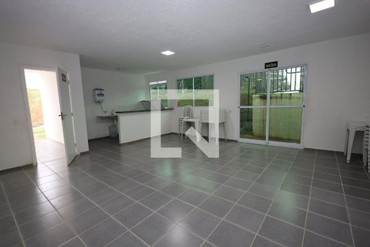 Área comum - Salão de festas de apartamento para alugar com 2 quartos, 42m² em Setor Grajaú, Goiânia