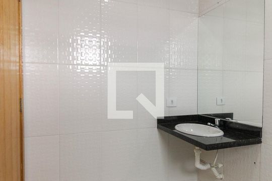 Banheiro de apartamento à venda com 2 quartos, 42m² em Vila Jacuí, São Paulo
