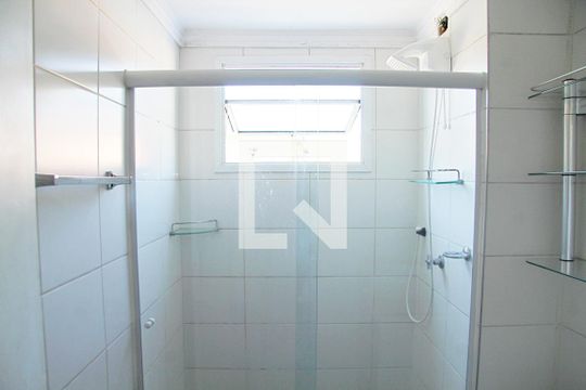 Banheiro Social de apartamento para alugar com 2 quartos, 47m² em Vila Florida, Guarulhos