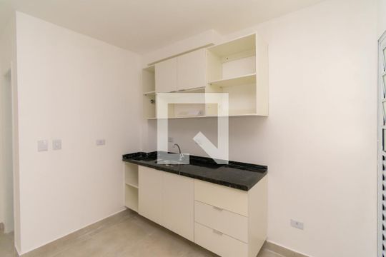 Cozinha de apartamento para alugar com 1 quarto, 35m² em Chácara Belenzinho, São Paulo