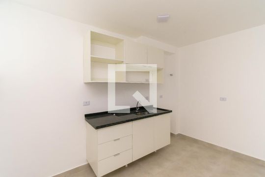 Cozinha de apartamento para alugar com 1 quarto, 35m² em Chácara Belenzinho, São Paulo