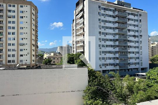 Quarto 1 Vista  de apartamento à venda com 1 quarto, 48m² em Méier, Rio de Janeiro