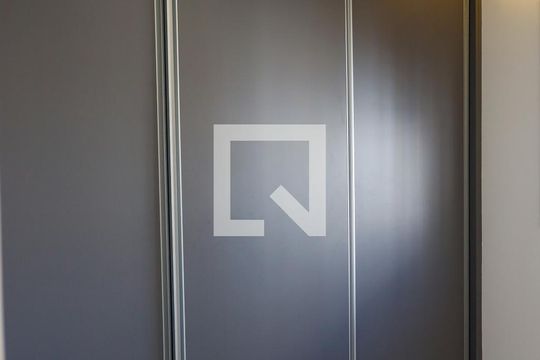 Quarto 2 de apartamento para alugar com 2 quartos, 49m² em Centro, Osasco