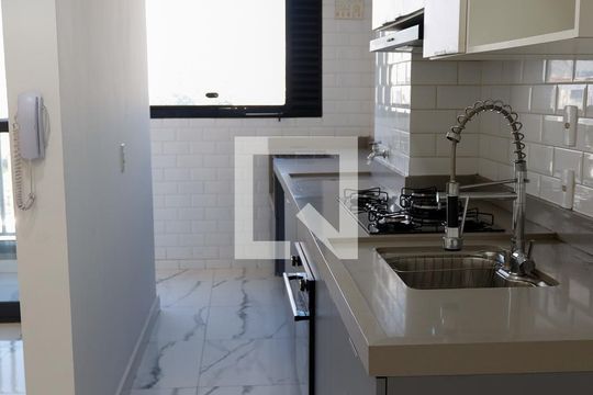 Cozinha de apartamento para alugar com 2 quartos, 49m² em Centro, Osasco