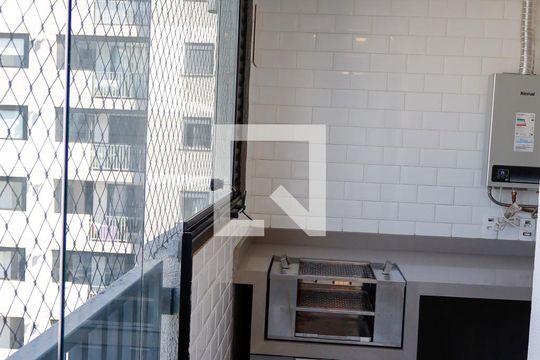 Sacada de apartamento para alugar com 2 quartos, 49m² em Centro, Osasco
