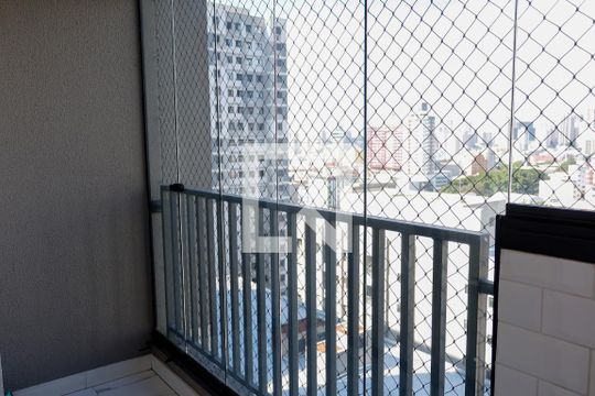 Sacada de apartamento para alugar com 2 quartos, 49m² em Centro, Osasco
