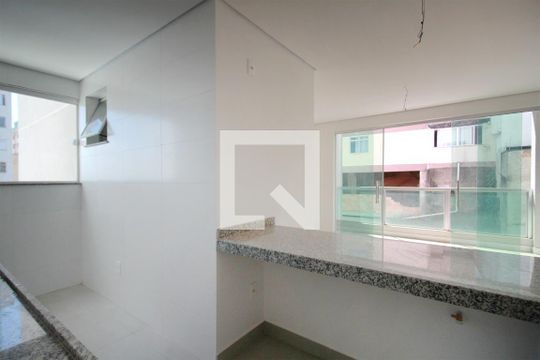 Cozinha de apartamento à venda com 2 quartos, 62m² em Buritis, Belo Horizonte