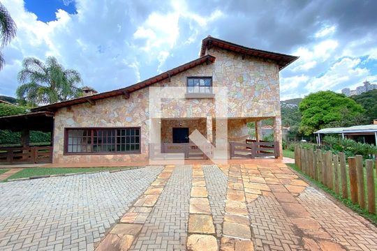 Fachada interna de casa à venda com 5 quartos, 4500m² em Vale dos Cristais, Nova Lima