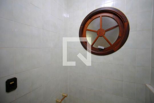 Banheiro 2 de casa à venda com 5 quartos, 4500m² em Vale dos Cristais, Nova Lima