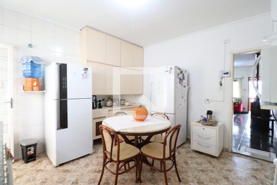 Cozinha de casa à venda com 6 quartos, 100m² em Vila Romana, São Paulo
