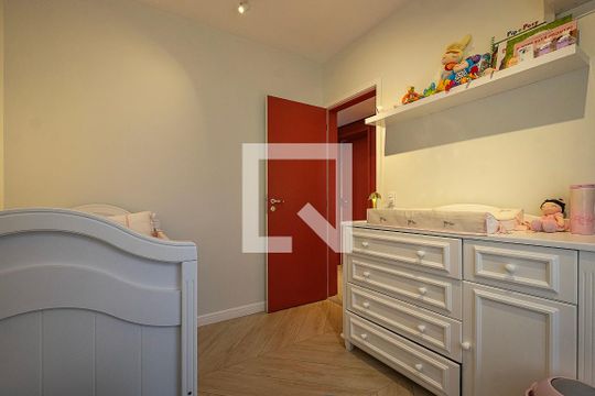 Quarto  de apartamento à venda com 2 quartos, 85m² em Pinheiros, São Paulo