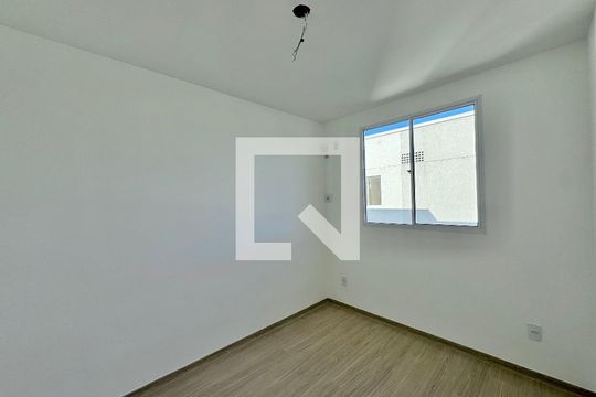 Quarto de apartamento para alugar com 2 quartos, 44m² em Recreio dos Bandeirantes, Rio de Janeiro