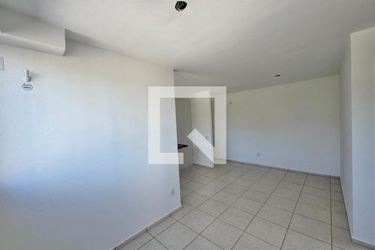 Sala de apartamento para alugar com 2 quartos, 44m² em Recreio dos Bandeirantes, Rio de Janeiro