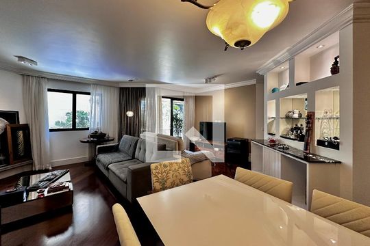 Sala de apartamento para alugar com 4 quartos, 170m² em Brooklin, São Paulo