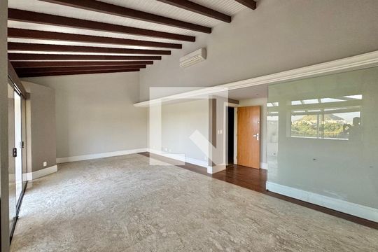 Sala de apartamento à venda com 3 quartos, 270m² em Recreio Bendeirante, Rio de Janeiro
