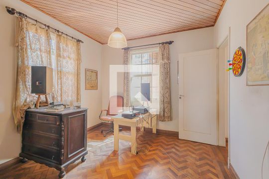 Casa 1 - Quarto 2 de casa à venda com 4 quartos, 600m² em Sumaré, São Paulo