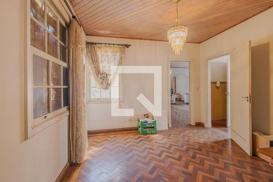 Casa 1 - Quarto 1 de casa à venda com 4 quartos, 600m² em Sumaré, São Paulo
