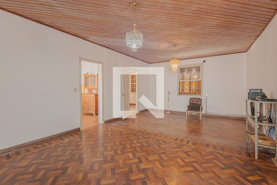 Casa 1 - Sala de casa à venda com 4 quartos, 600m² em Sumaré, São Paulo