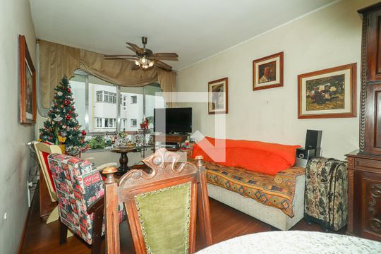 Sala de apartamento à venda com 3 quartos, 113m² em Petrópolis, Porto Alegre