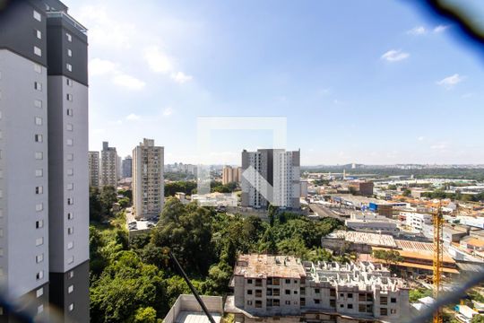 Vista da Suíte de apartamento à venda com 2 quartos, 70m² em Vila Augusta, Guarulhos