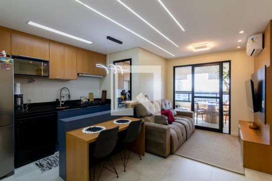 Sala de apartamento à venda com 2 quartos, 70m² em Vila Augusta, Guarulhos
