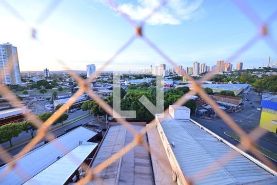 Vista da Varanda da Sala de apartamento à venda com 2 quartos, 65m² em Parque Amazonia, Goiânia