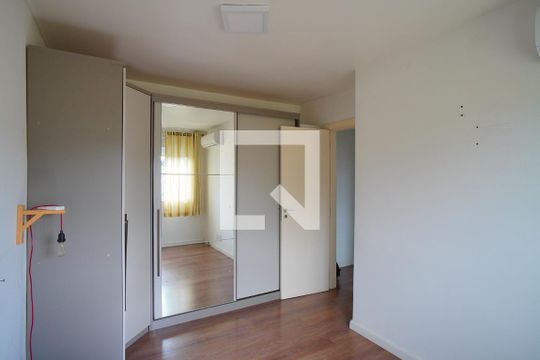 Quarto 1 de apartamento para alugar com 2 quartos, 66m² em Morro Santana, Porto Alegre