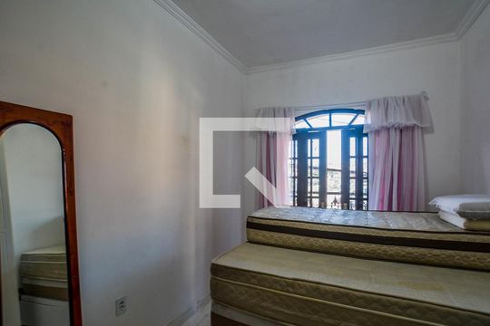 Quarto 1 de casa para alugar com 3 quartos, 160m² em Vila Luzita, Santo André