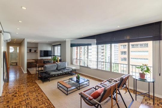Apartamento para alugar com 2 quartos, 104m² em Cerqueira César, São Paulo