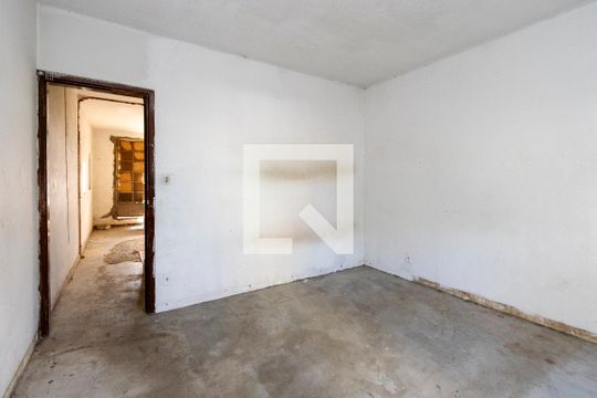 Casa para alugar com 1 quarto, 130m² em Granja Julieta, São Paulo