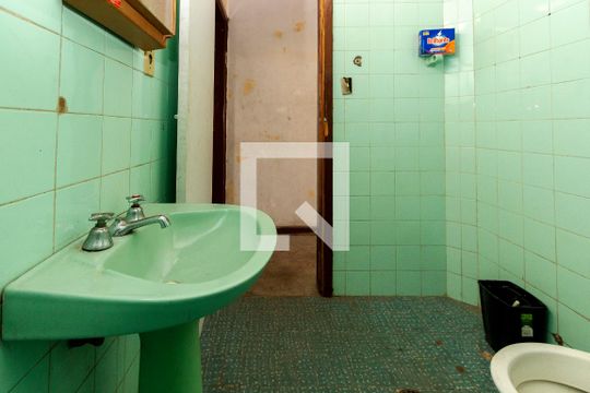 Banheiro de casa para alugar com 1 quarto, 130m² em Granja Julieta, São Paulo