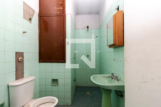 Banheiro de casa para alugar com 1 quarto, 130m² em Granja Julieta, São Paulo