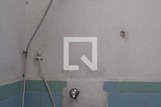 Banheiro Social de casa à venda com 3 quartos, 142m² em Jardim Santa Clara, Guarulhos