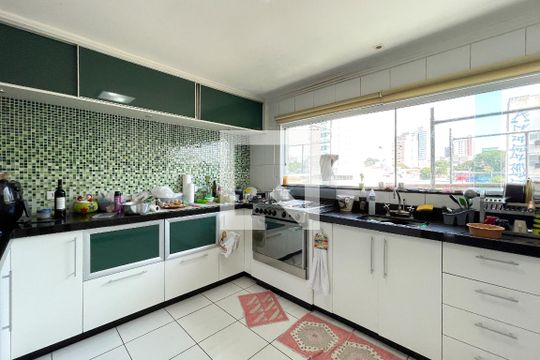 Cozinha de casa à venda com 3 quartos, 296m² em Jardim do Mar, São Bernardo do Campo
