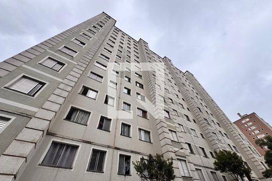Fachada do bloco de apartamento à venda com 2 quartos, 50m² em Parque Sao Vicente, Santo André