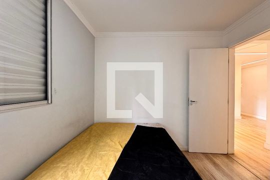 Quarto 1 de apartamento à venda com 2 quartos, 50m² em Parque Sao Vicente, Santo André