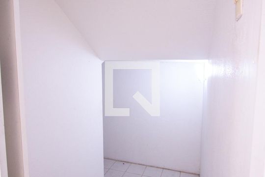 Dispensa de casa de condomínio à venda com 4 quartos, 600m² em Maceió, Niterói