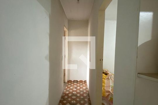 Casa à venda com 8 quartos, 136m² em Regina, Contagem