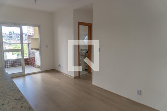 Apartamento para alugar com 2 quartos, 72m² em Vila Formosa, Jacareí