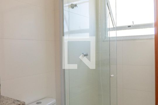 Banheiro da Suíte de apartamento para alugar com 2 quartos, 72m² em Vila Formosa, Jacareí