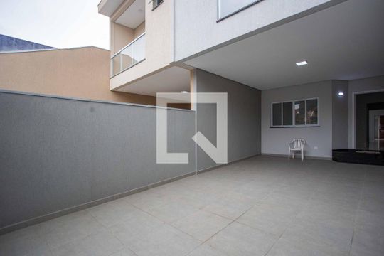 Garagem de casa à venda com 3 quartos, 183m² em Dos Casa, São Bernardo do Campo