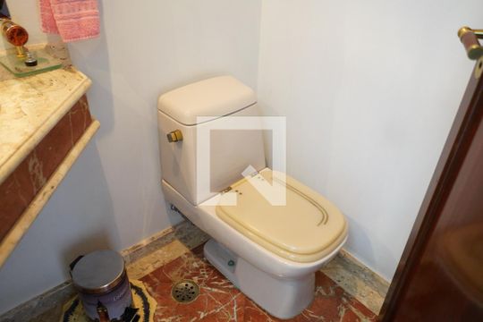 Banheiro de apartamento à venda com 3 quartos, 125m² em Vila Regente Feijó, São Paulo