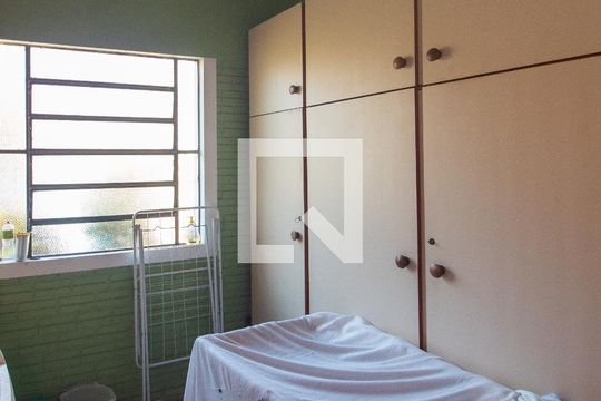 Área de Serviço de casa à venda com 4 quartos, 260m² em Nonoai, Porto Alegre