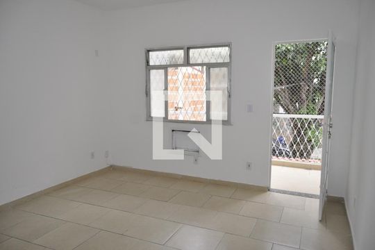 Quarto 1 de casa à venda com 2 quartos, 88m² em Piedade, Rio de Janeiro