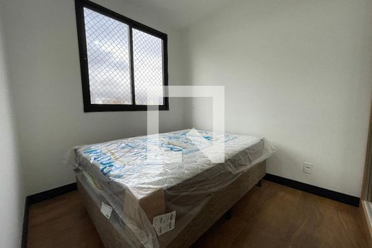 Quarto de apartamento para alugar com 2 quartos, 44m² em Butantã, São Paulo