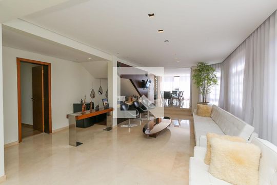 SALA de casa à venda com 4 quartos, 596m² em Estoril, Belo Horizonte